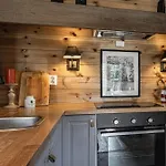 Charming In Golf Alpin - Ideal For Families, Fishing & Skiing *