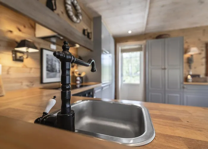 Charming In Golf Alpin - Ideal For Families, Fishing & Skiing *